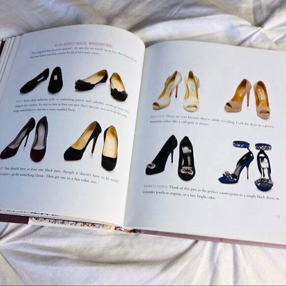 EUC Lauren Conrad Style Hardcover Book - Picture 3 of 7